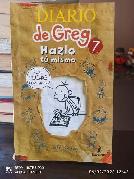 Diario de Greg 7 Hazlo tu Mismo – «¡Descubre por qué Greg se volvió el niño más popular del colegio: La historia de una aventura auténtica»