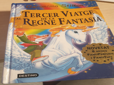 Tercer viatge al Regne de la Fantasia – «¡Un viaje a Hogwarts por los sentidos! Un libro divertido para niños y adultos que te dejará con una sonrisa.»