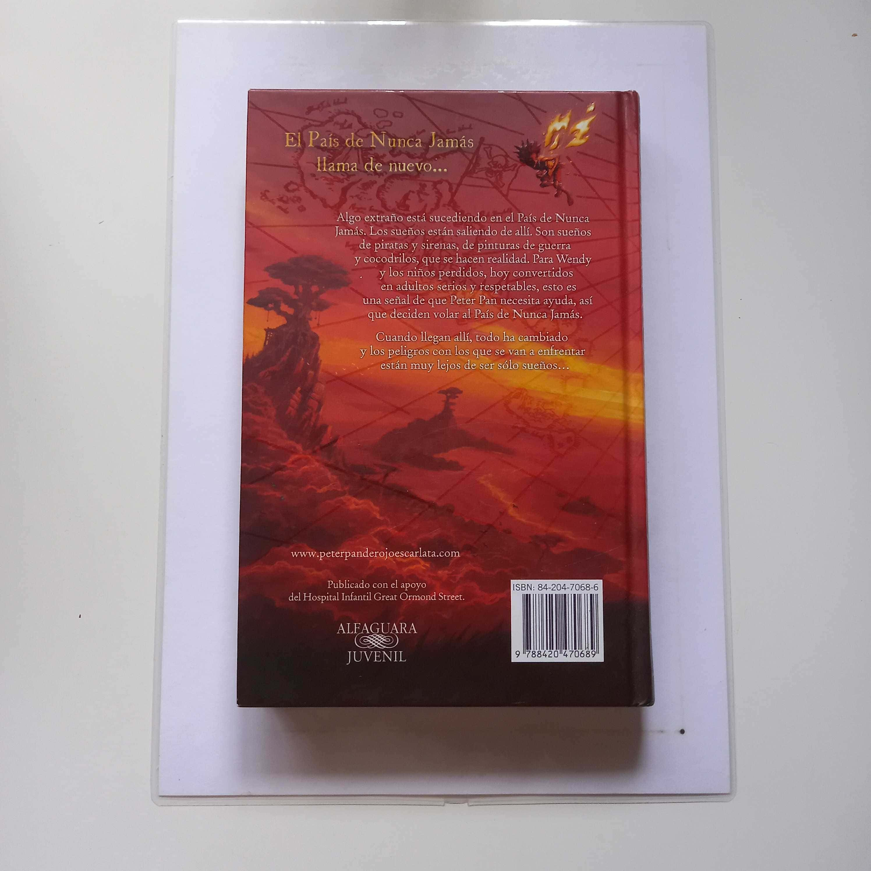 Peter Pan de rojo escarlata – «Descubre el mágico mundo de Pan en Rojo Escarlata: Una reseña inolvidable para los niños y adultos por igual, ISBN 9788420470689»