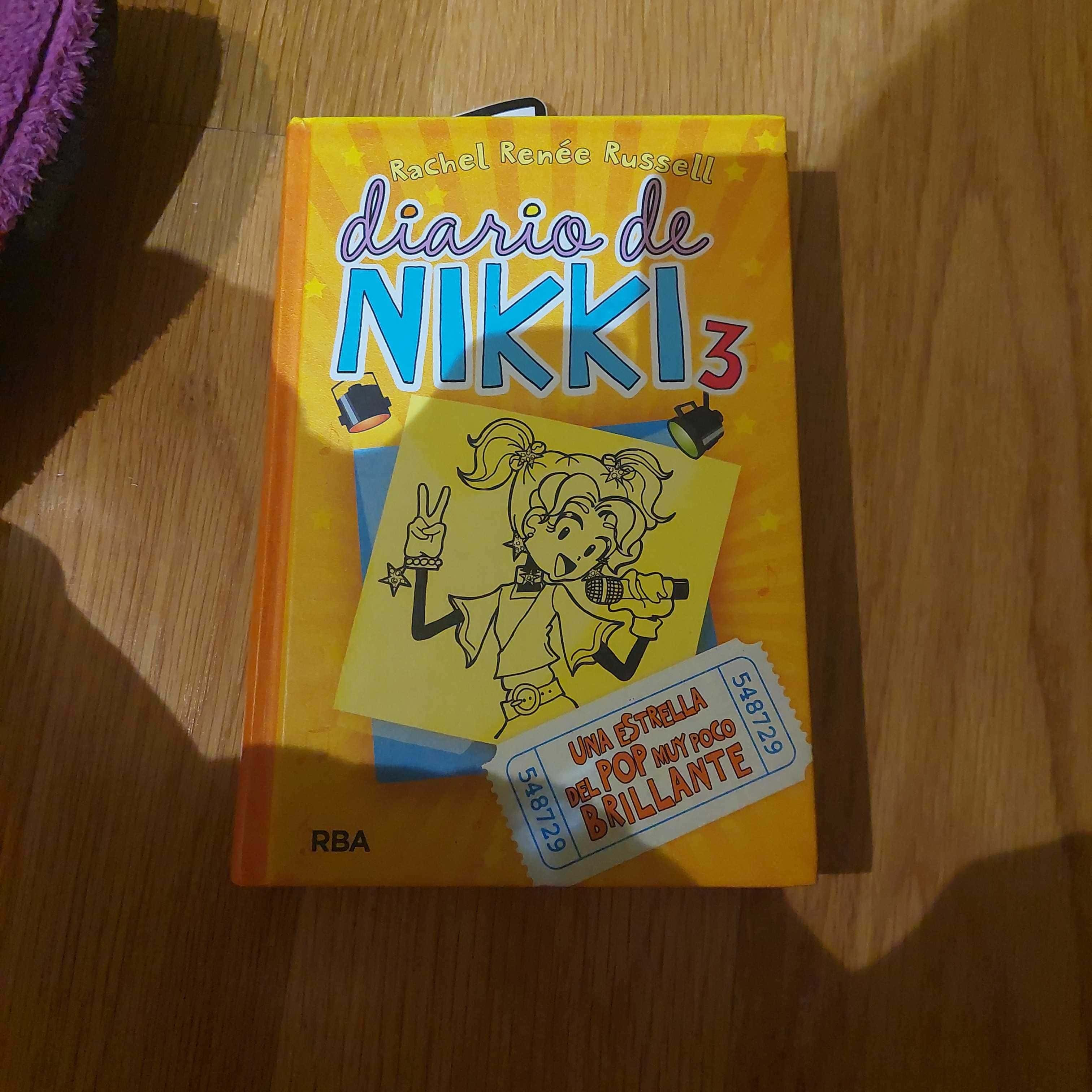 diario de nikki 3: una estrella del pop muy poco brillante – «Descubre el secreto detrás de la estrella del pop menos brillante: Diario de Nikki 3, una sátira divertida y irreverente de Rachel Renee Russell»