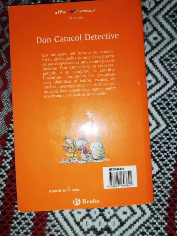 Don Caracol Detective/ Mr. Snail Detective (Alta Mar) – «El misterio más lento: descubre el poderoso caso del Detective Caracol en ‘Don Caracol Detective/Mr. Snail Detective’ de Jose Francisco Viso»