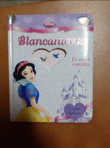 Blancanieves  – «Descubre el Magia: La Historia de Blancanieves que Te Hacerá Olvidar la Tu Vida»