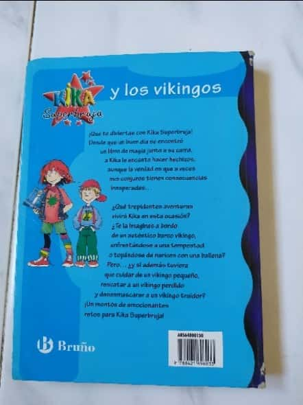 Kika Superbruja Y Los Vikingos (Kika Superbruja) – «Descubre el misterio más épico de Kika Superbruja: Un viaje a vikingos y magia en la Edad Media»