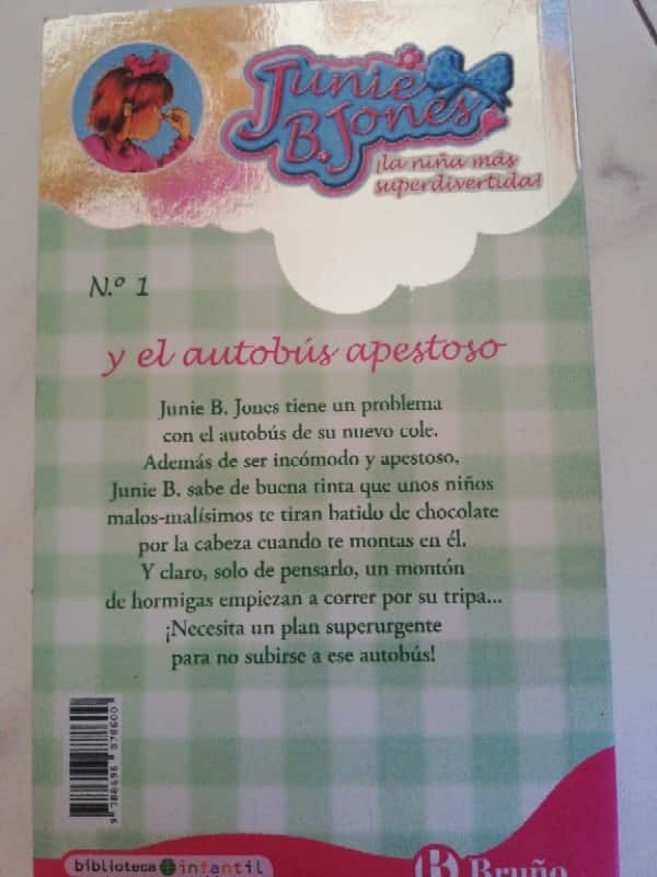 Junie B. Jones y el autobús apestoso – «El Autobús Apestoso: La Aventura Infeliz de Junie B. Jones»