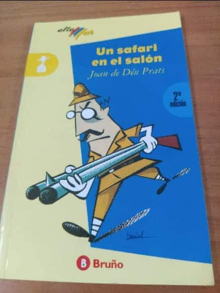 un safari en el salón  – «¡Despierta al salvaje interior! Un safari inolvidable en el salón más salvaje del planeta»