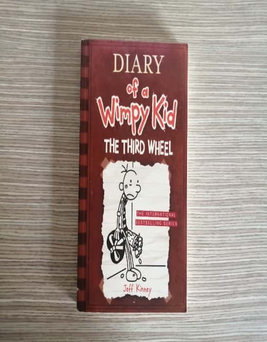 Libro de segunda mano: Diary of a Wimpy Kid The Third Wheel