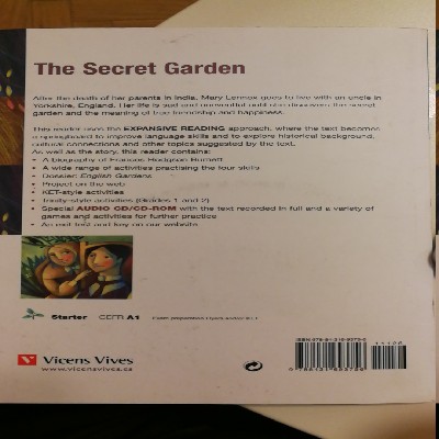 the secret garden – «En las sombras de una casa secreta, un jardín iluminado: ¿qué hay detrás del velo de la verdadera belleza?»