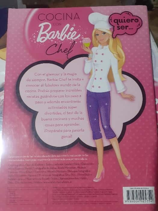 cocina con Barbie chef  – «Cocina divino: La receta secreta de Adriana Fernández, Barbie Chef del éxito»