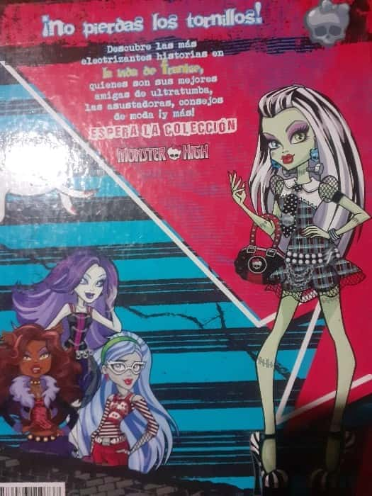 monster High  – «Descubre el Secreto de Monster High: La Historia Verdadera detrás del Colegio de los Monstruos Más Famosos del Mundo»