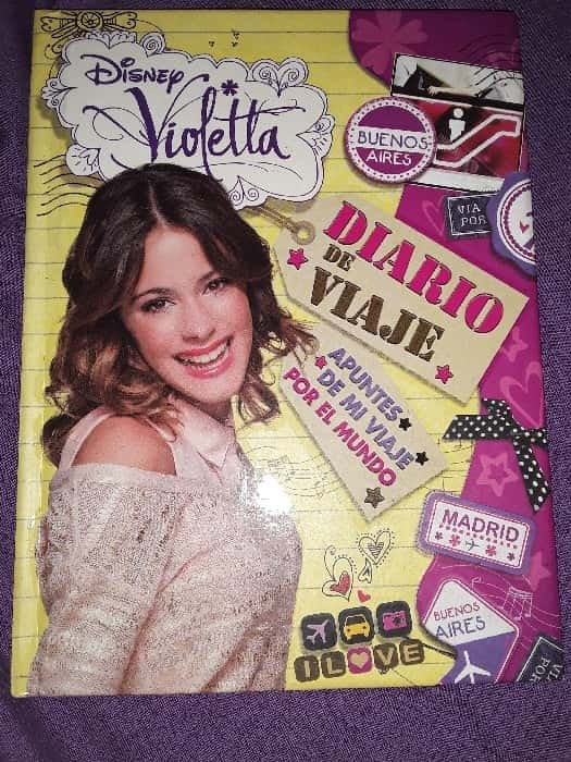 Diario de viaje (Disney Violetta) – «Descubre el secreto detrás del corazón de Violetta en este emocionante diario de viaje: ‘Diario de viaje’ de Disney Violetta (9789876819565) – ¡Lee la historia que todo mundo quiere saber!»