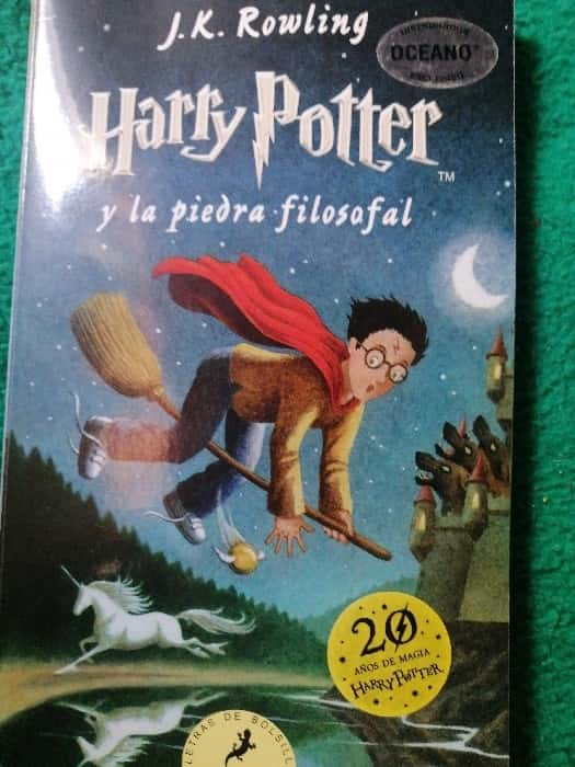 Harry Potter y la piedra filosofal – «Descubre el secreto más mágico del siglo: Harry Potter y la piedra filosofal»