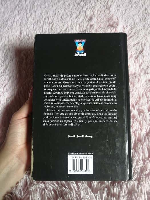 Horribles por siempre  – «Desentrañando el Terror: ‘Horribles por siempre’ de la Editorial Panamericana – Un Clásico del Terror que te Dejará Sin Aliento»