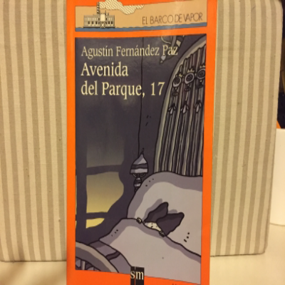 Avenida del Parque 17 – «Despertar en la Avenida del Pasado: Un viaje temprano con Agustín Fernández-Paz»