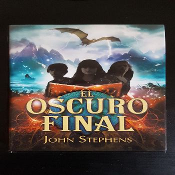 Trilogía, Los Libros de los Origenes – «Descubre el Misterio de los Libros de los Origenes: Un Viaje a través del Tiempo en las Páginas de John Stephens»