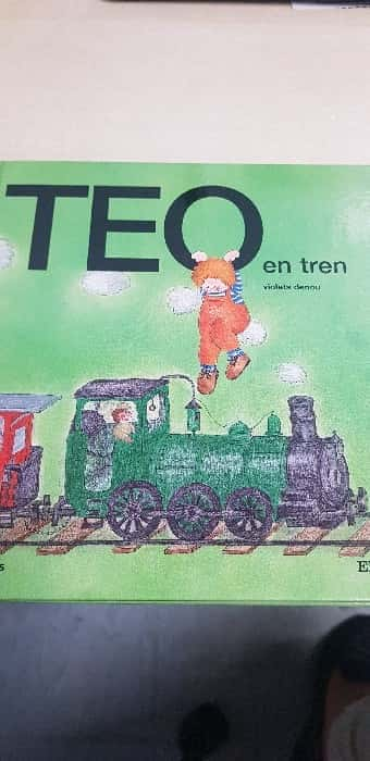 Teo en tren