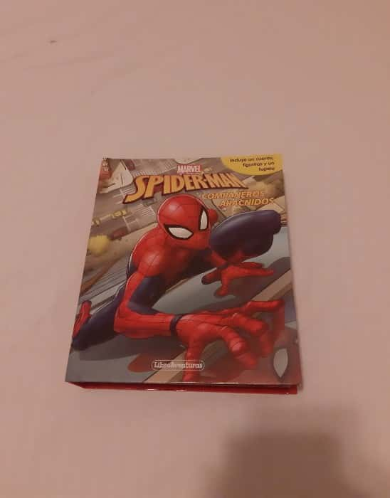 Spider-Man. Libroaventuras. Compañeros arácnidos