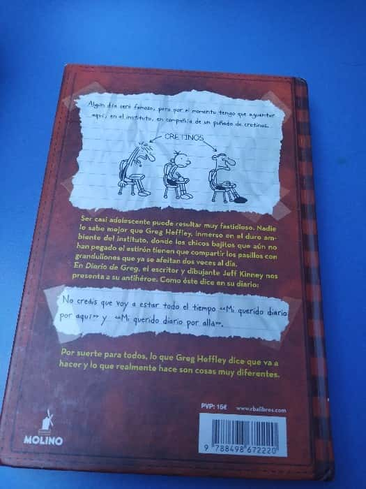 El diario de Greg. Un pringao total – «Descubre el Humor y la Aventura en ‘El Diario de Greg: Un Pringao Total’ de Jeff Kinney – La Comedia que Cambió las Vidas de Mil Adolescentes»