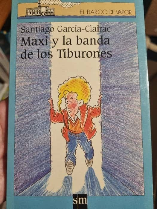 Maxi y la Banda de Los Tiburones – «Descubre el Secreto detrás de la Mejor Libreta Musical de Niños: ‘Maxi y la Banda de Los Tiburones’ de Santiago García-Clairac»