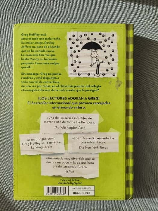 Diario de Greg 8: Mala suerte – «El diario más desastrado del año: ¡Descubre qué pasa cuando la mala suerte se convierte en una aventura!»