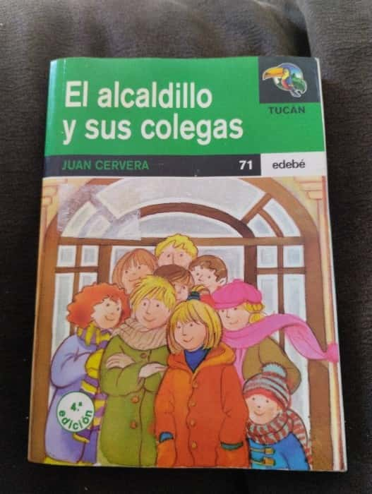 El Alcaldillo y sus colegas – «El Alcaldillo: Una sátira moderna del poder y la corrupción en las instituciones públicas»