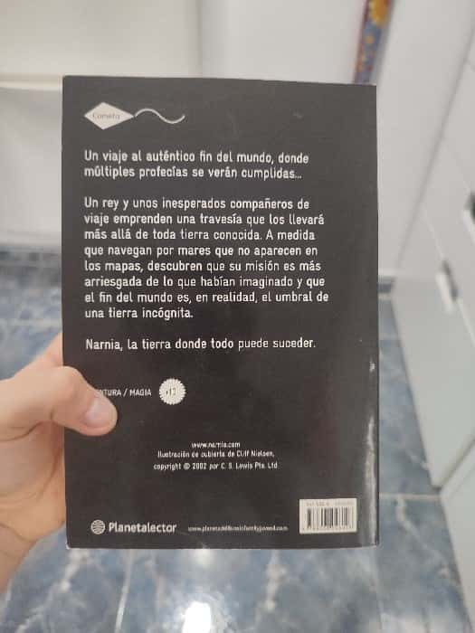 La travesia del viajero del alba – «Descubre el misterio de la luz: una odisea épica en la travesía del viajero del alba de C.S. Lewis»