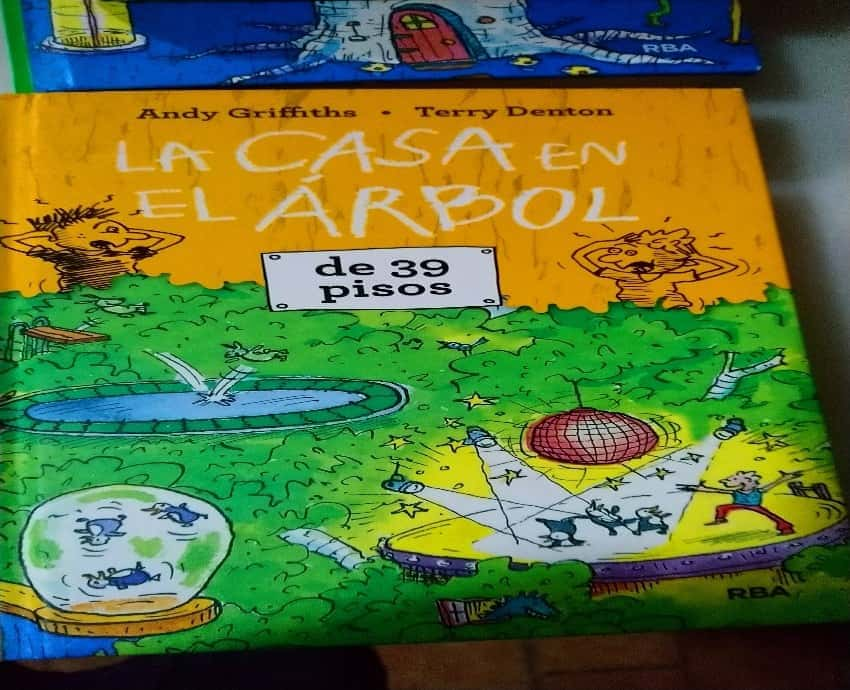 La casa en el árbol de 39 pisos – «¡Descubre el misterio más impresionante del siglo! ‘La casa en el árbol de 39 pisos’ de Andy Griffiths te dejará sin aliento… ¡No lo pierdas!»