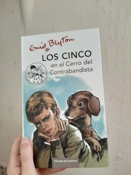 Los Cinco en el Cerro del Contrabandista – «El misterio más oscuro del Cerro del Contrabandista: Una aventura inolvidable en las páginas de ‘Los Cinco'».