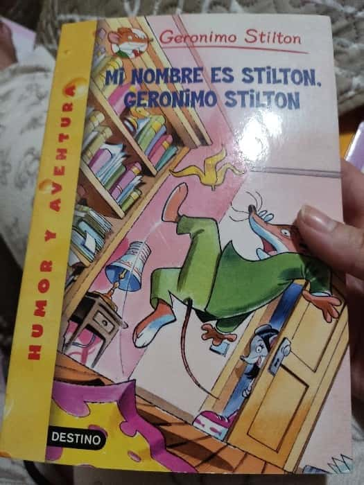 Mi nombre es Stilton, Geronimo Stilton – «Desventuras en el reino de las bestias: El libro de Stilton que te hará reír y asustar»