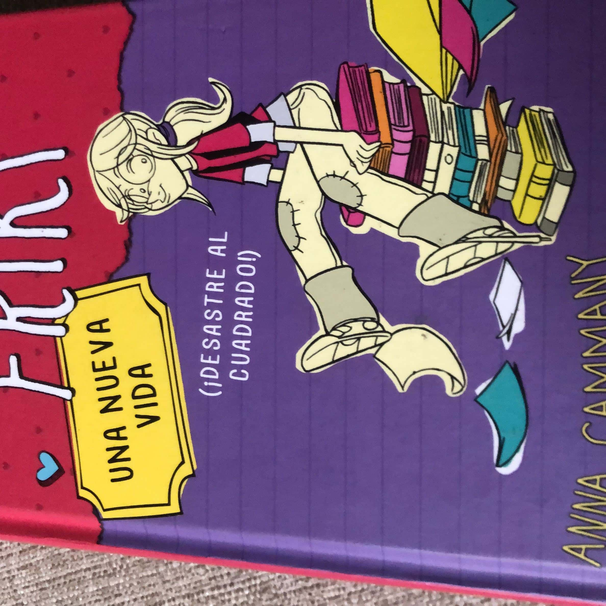 Diario de una friki 1. Una nueva vida. ¡Desastre al cuadrado! – «¡Descubre el Desastre Perfecto! Diario de una Frikí 1: La Vida Loca de Anna Cammany y Alex López – ¡El Libro que Cambiará tu Perspectiva!»