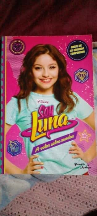 soy luna a volar  sobre ruedas