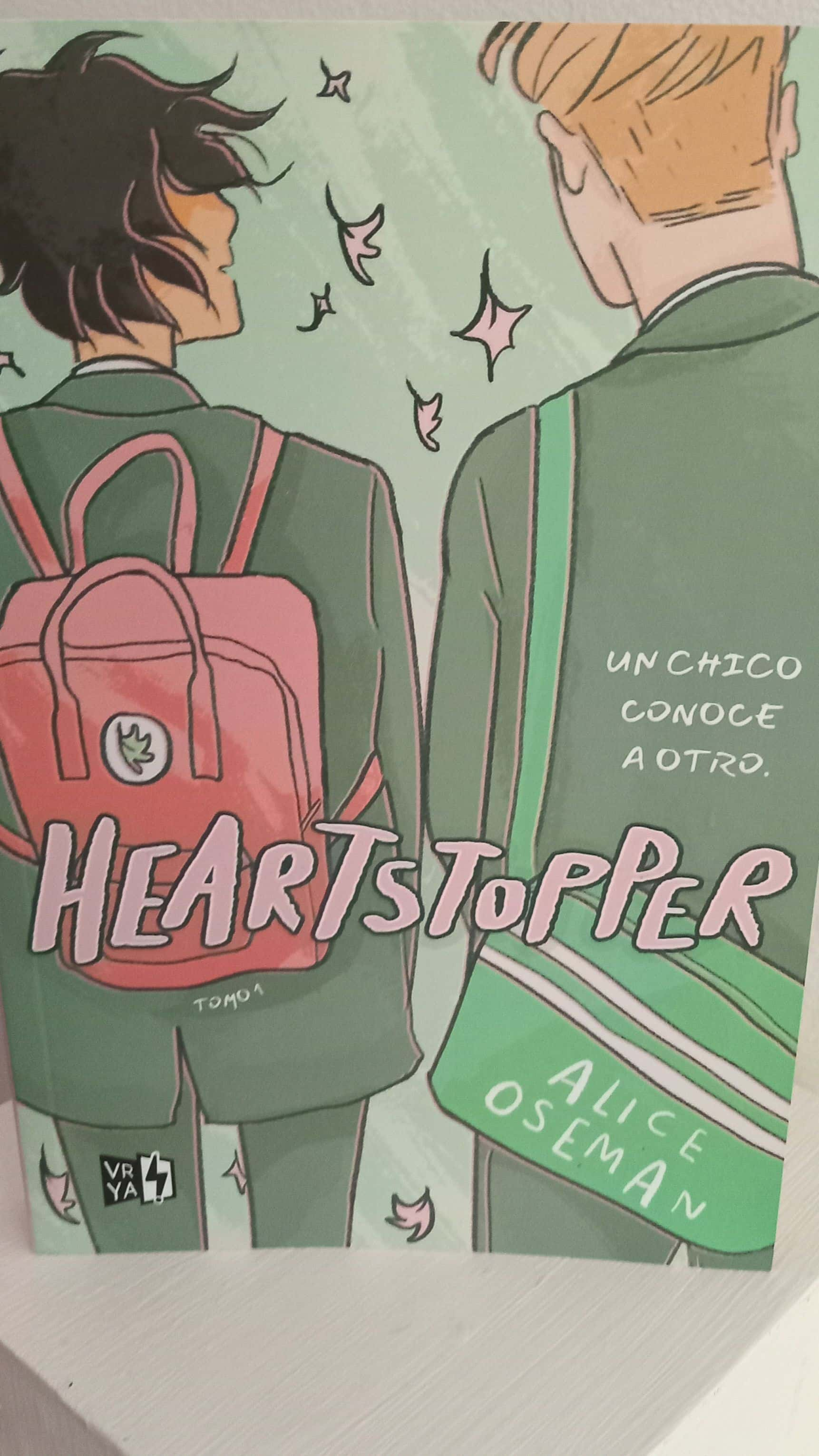 Heartstopper 1 – «El Corazón detiene al amor: ¡Descubre la historia de Nick y Charlie en ‘Heartstopper’!»