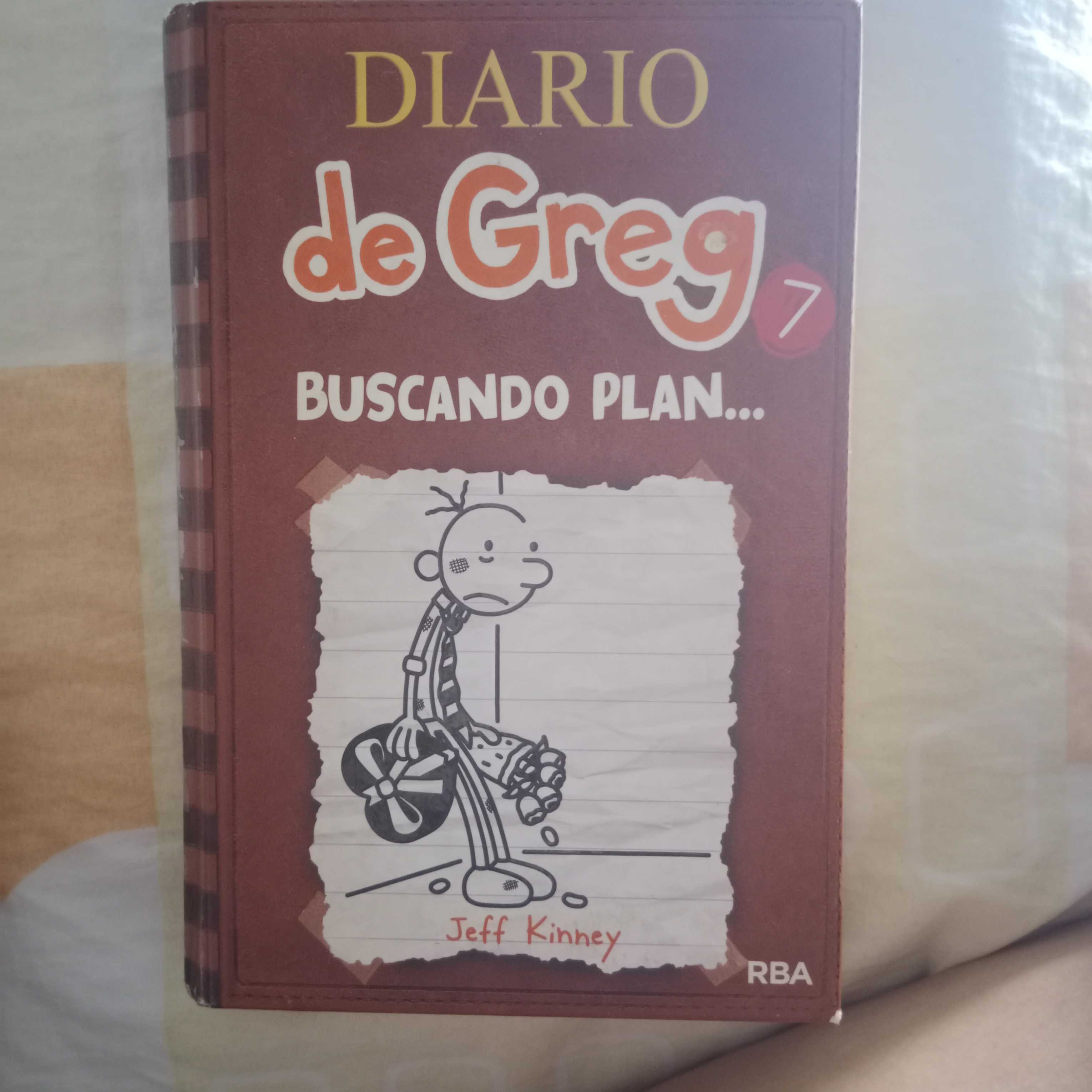 Diario de Greg 7: Buscando plan… – «¡Descubre la diversión y el humor en ‘Diario de Greg 7: Buscando plan…’ – ¡El libro que te hará reír y reflexionar!»