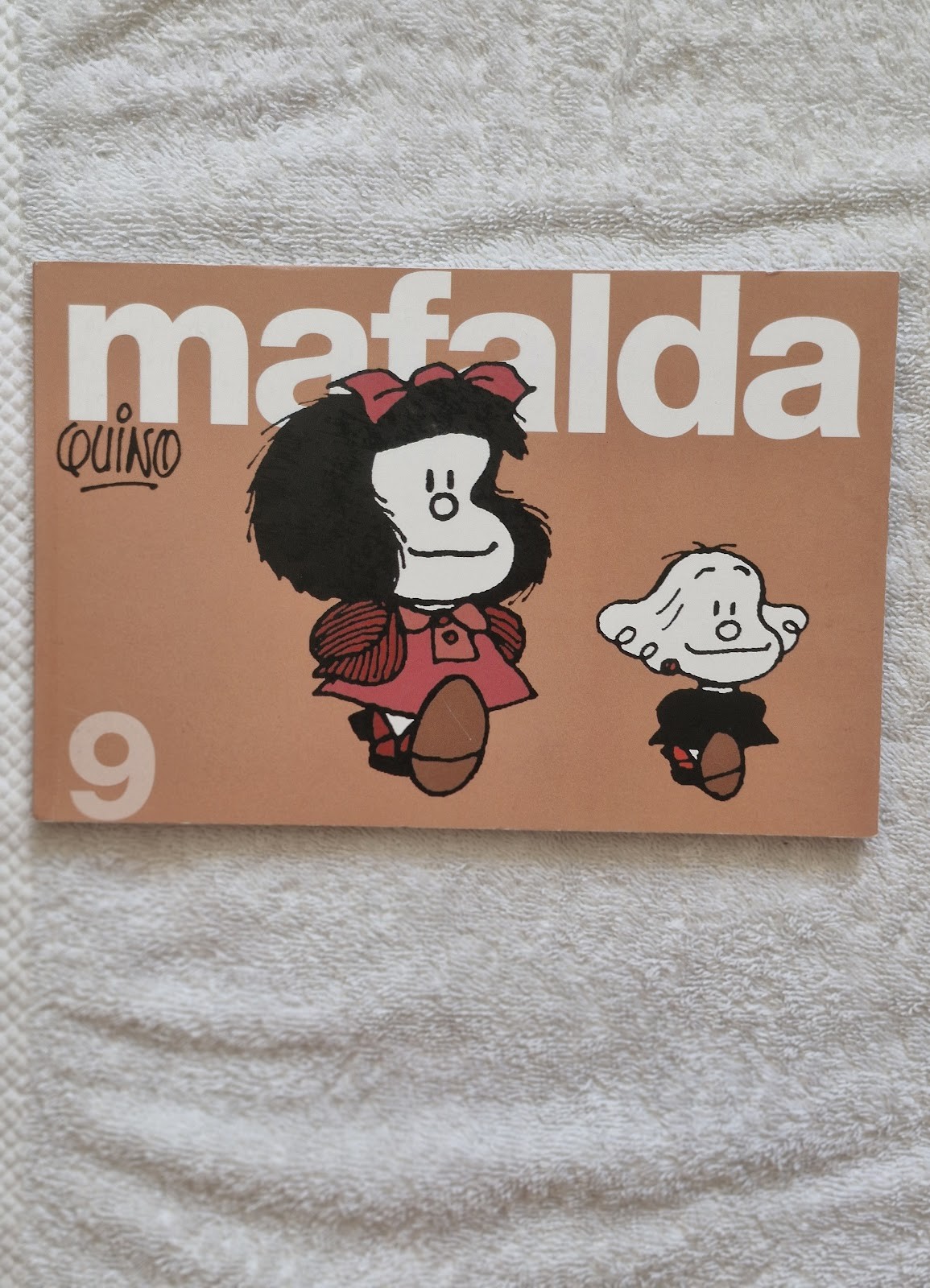 Mafalda 9 – «La risa y la revolución: Mafalda 9, una sátira inolvidable en las páginas de Quino»