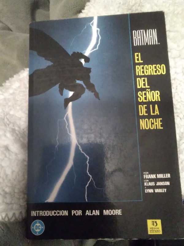 Libro de segunda mano: BATMAN EL REGRESO DEL CABALLERO OSCURO