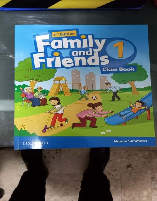 Libro de segunda mano: Family and Friends Level 1