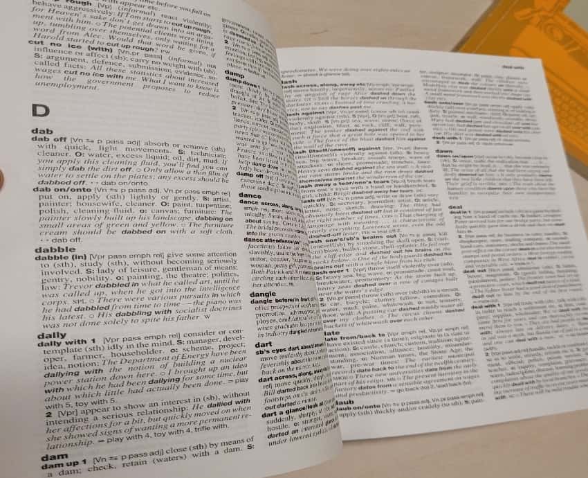 Imagen 3 del libro Oxford Dictionary of Phrasal Verbs