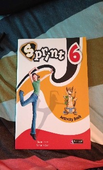 Descubre la emoción de SPRINT 6 ACTIVITY BOOK: Una aventura inolvidable para niños y adultos por igual. Aprende a conocer mejor tus pensamientos, sentimientos y comportamientos con esta herramienta útil.