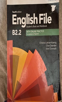 Comienza a hablar con el ingló como una segunda naturaleza: Una reseña del libro English File B2.2 de Oxford