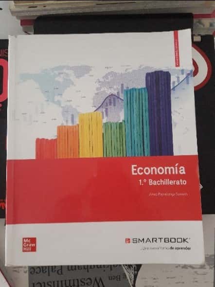 Libro de segunda mano: 1° Bachillerato Economía 2019