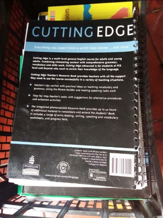 Imagen 3 del libro Cutting Edge