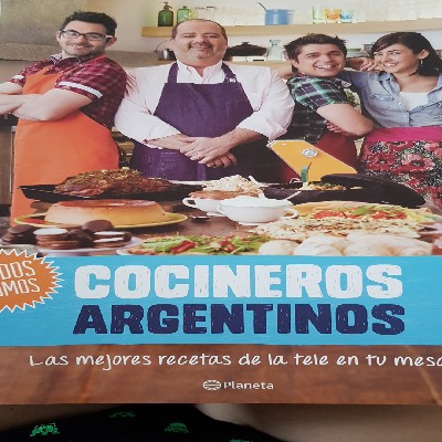 Libro de segunda mano: COCINEROS ARGENTINOS 