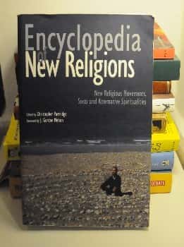 Libro de segunda mano: Encyclopedia of New Religions