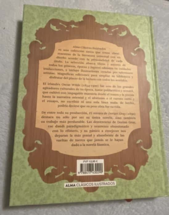 ¡Un Viaje Oscuro a la Inmortalidad Estética! Reseña de «El Retrato de Dorian Gray» por Oscar Wilde