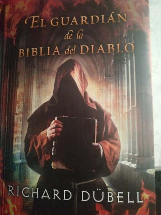 Descubre el Misterio Prohibido: Reseña de «El Guardián de la Biblia del Diablo» de Richard Dübell