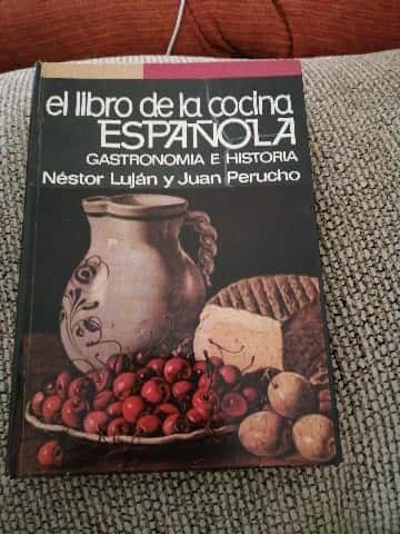 Libro de segunda mano: El libro de la cocina española. gastronomía e historia. 