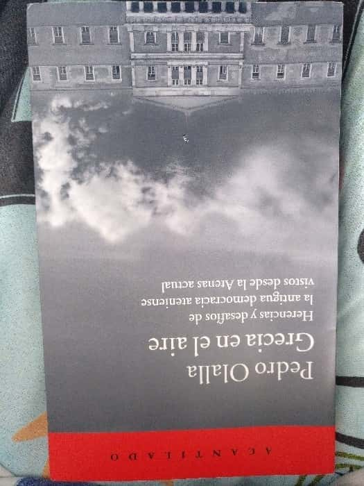 Explorando las Alturas Literarias de «Grecia en el Aire» de Pedro Olaya