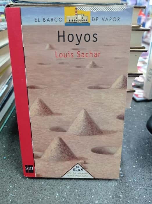 HOYOS = HOLES (EL BARCO DE VAPOR) (SPANISH) [HOYOS = HOLES (EL