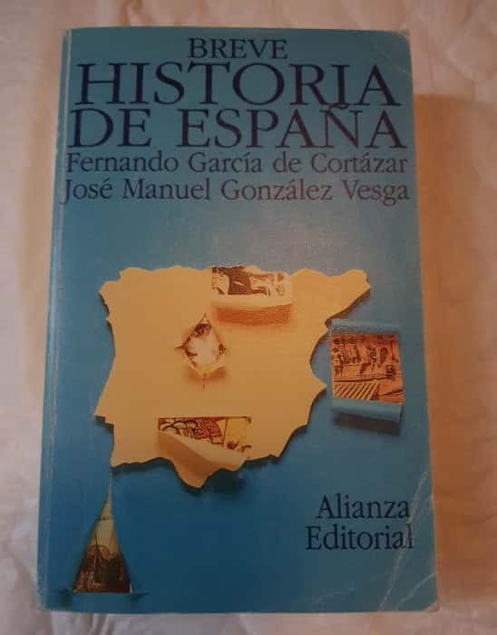 Descubre la Esencia de España: «Breve Historia de España» de Fernando García de Cortázar