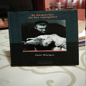 Libro de segunda mano: El Despertar de Los Vampiros