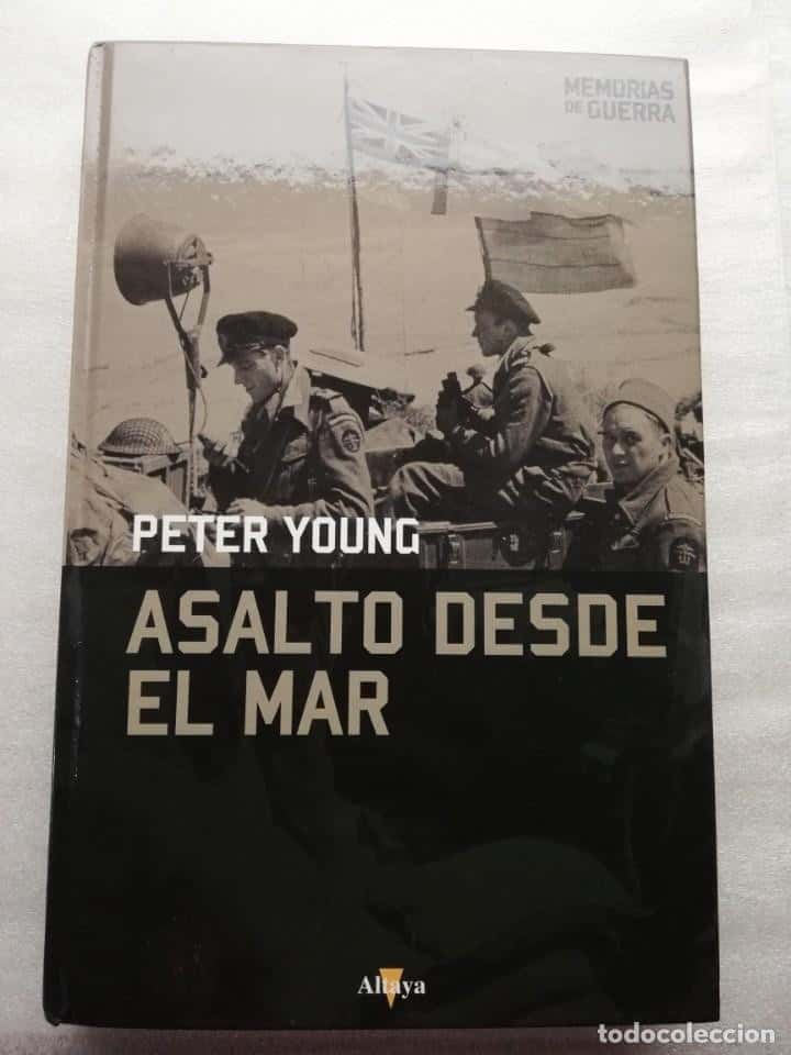 Libro de segunda mano: ASALTO DESDE EL MAR - PETER YOUNG